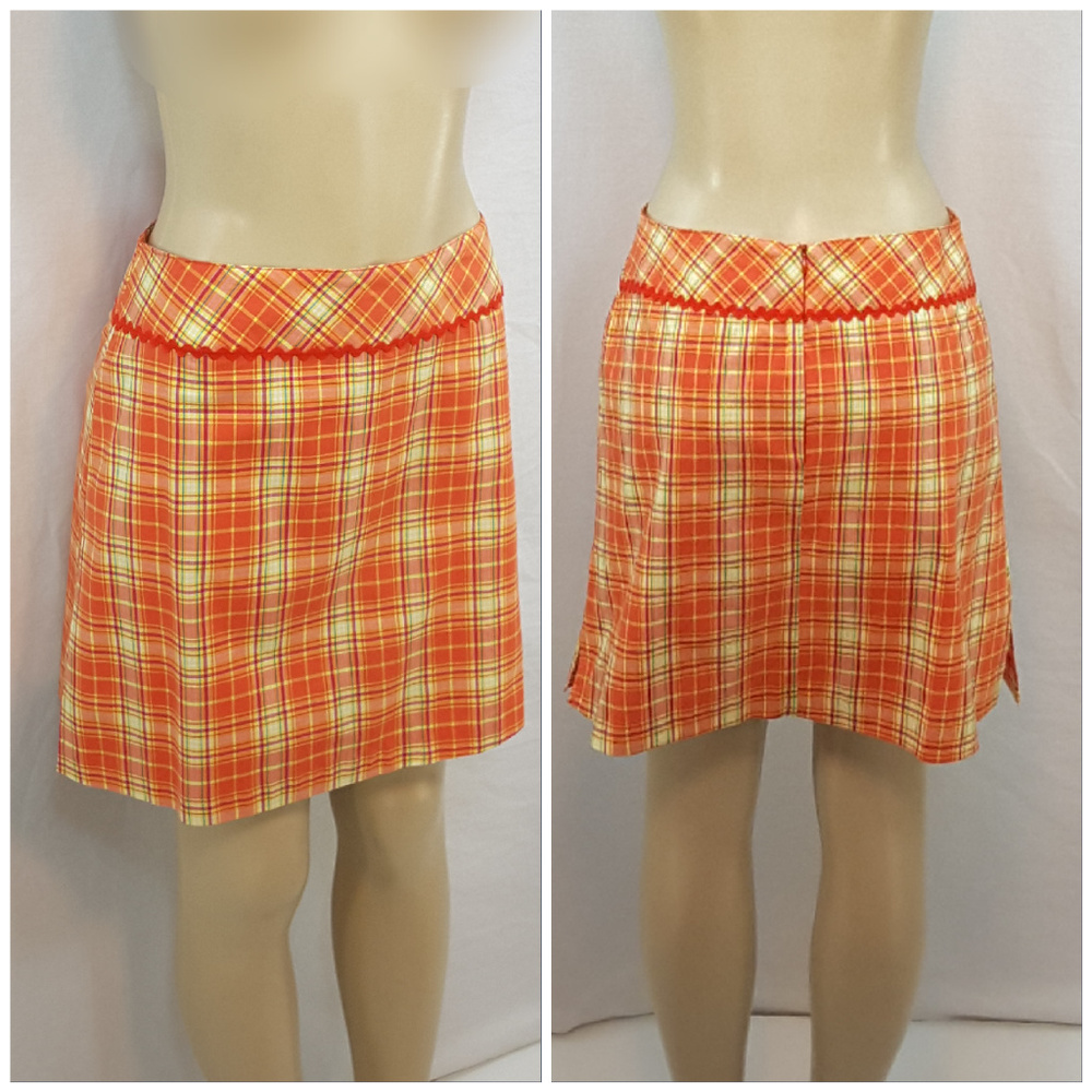 JN APPAREL NEW YORK, Plaid SKORT, size 10